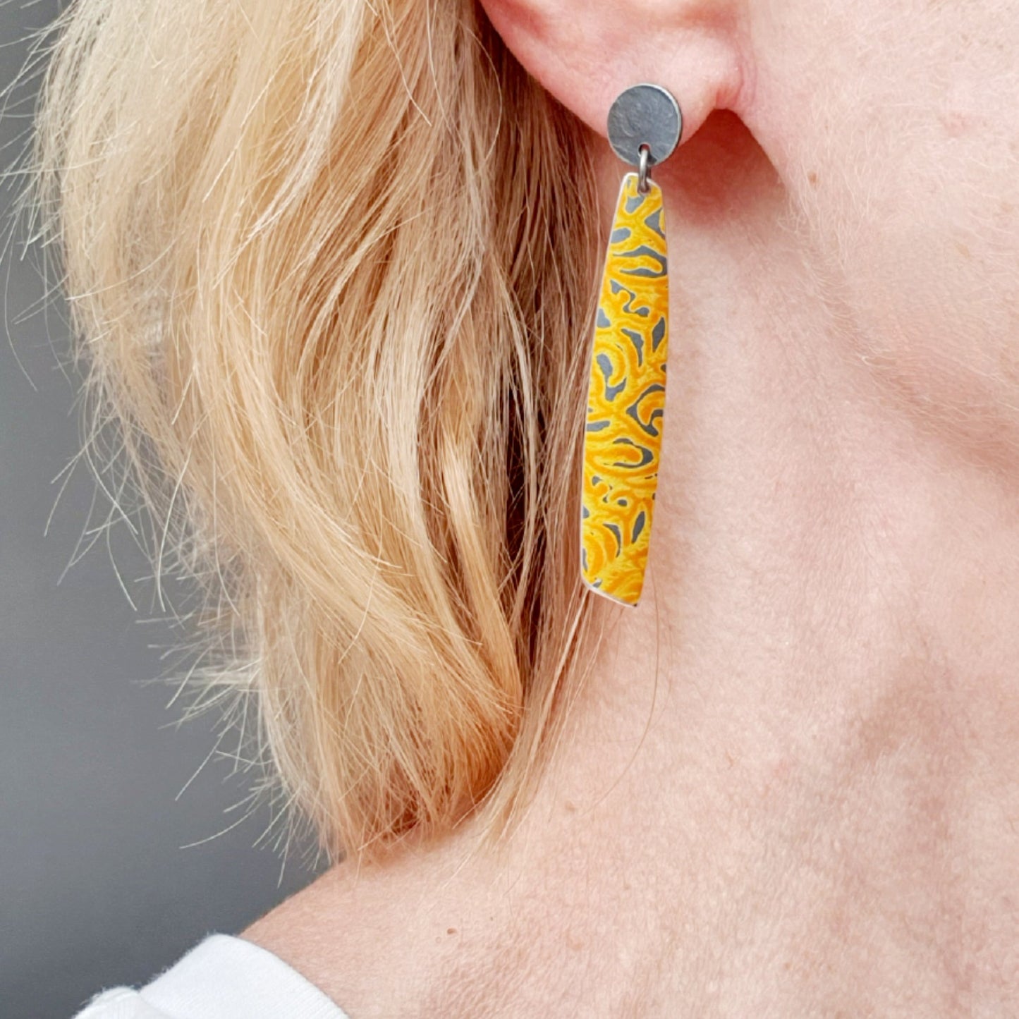 SL10 Oxidised silver stud earrings with yellow Alyssa print tapered drop
