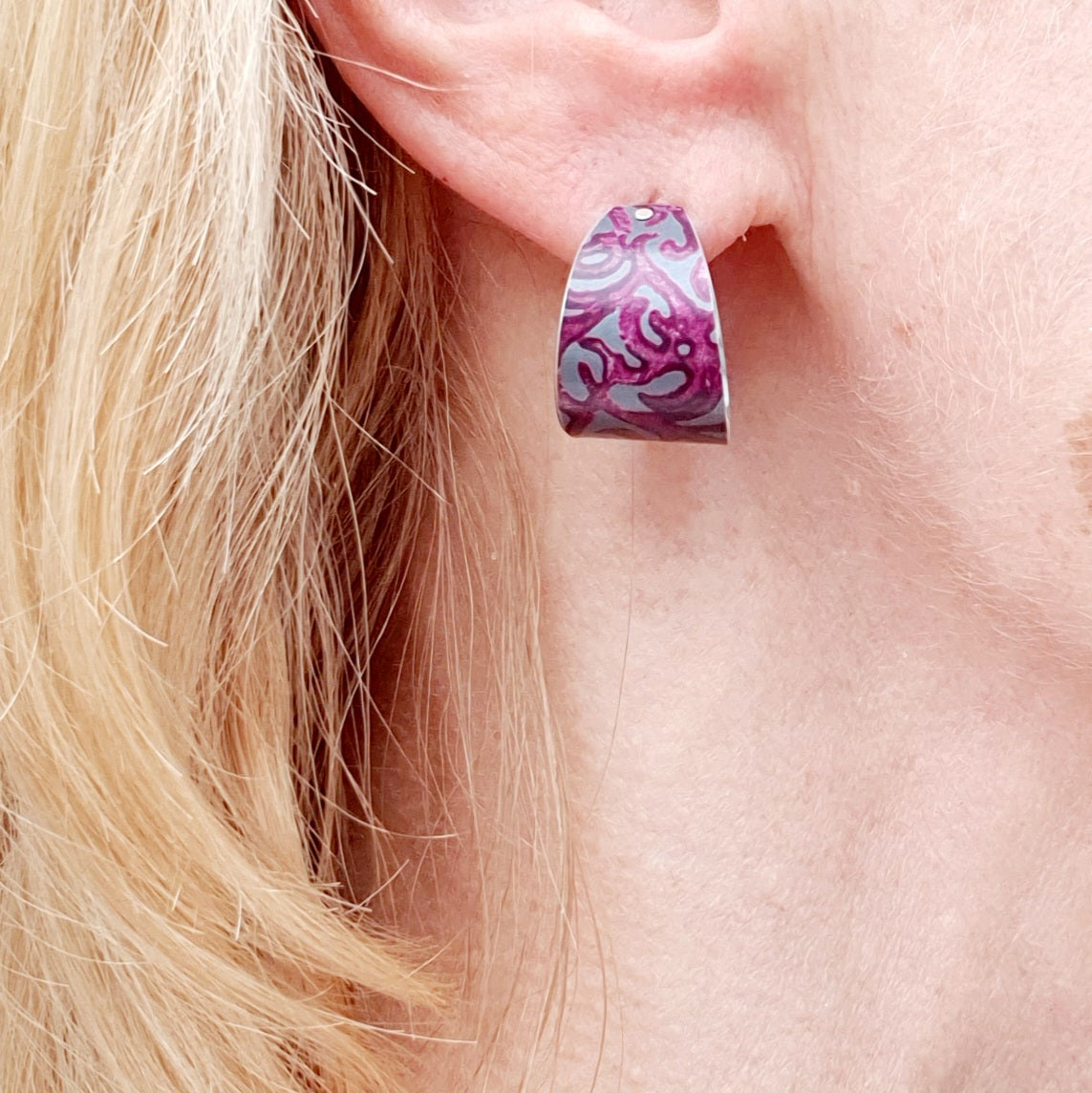 SL11 Little Berry Alyssa hoop stud earrings