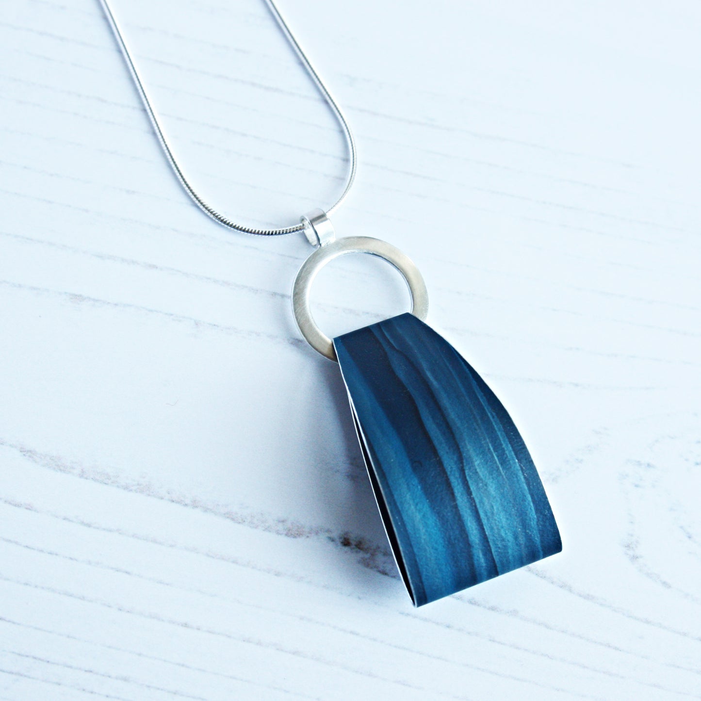 LP12 Large loop pendant