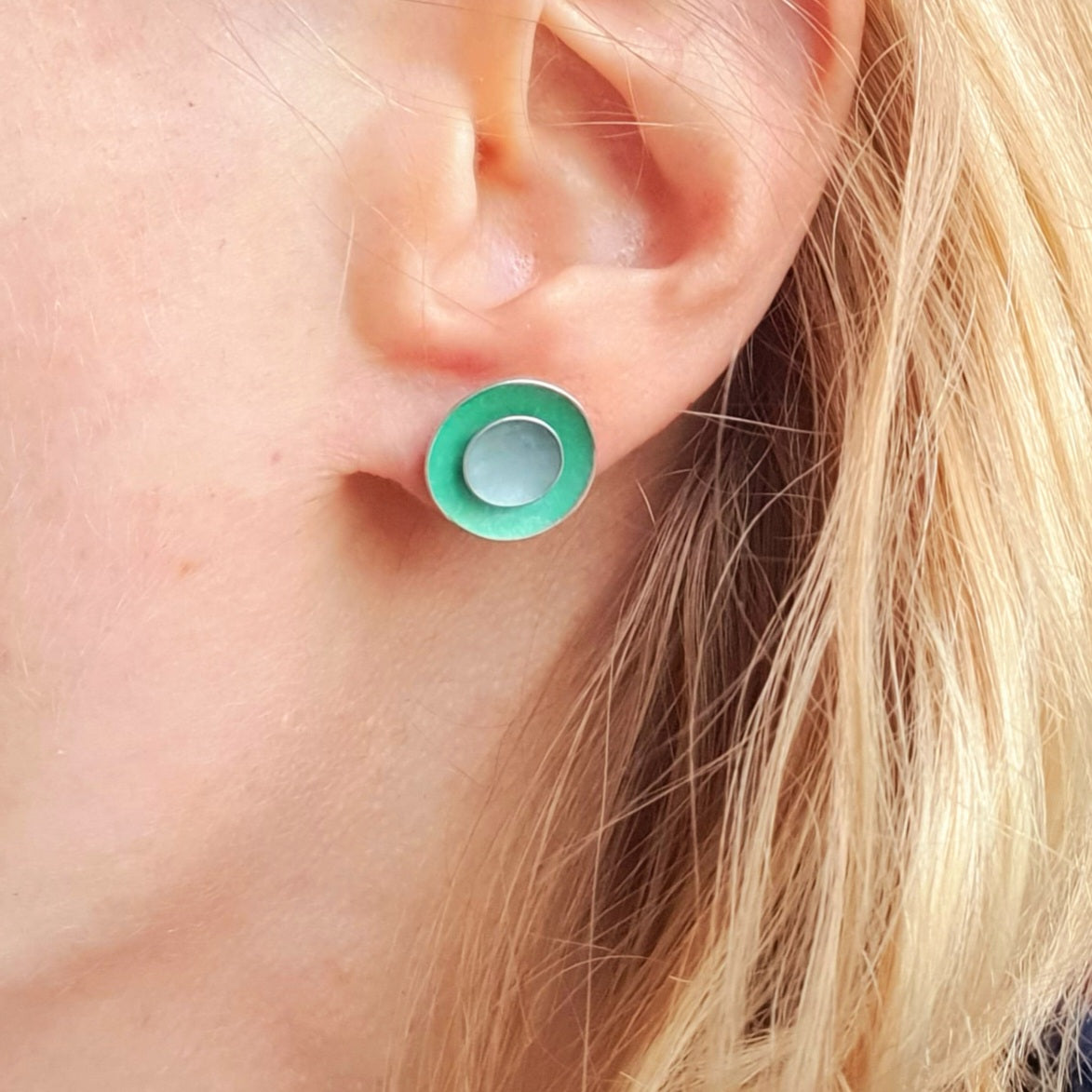 CD28 Double concave disc stud earrings