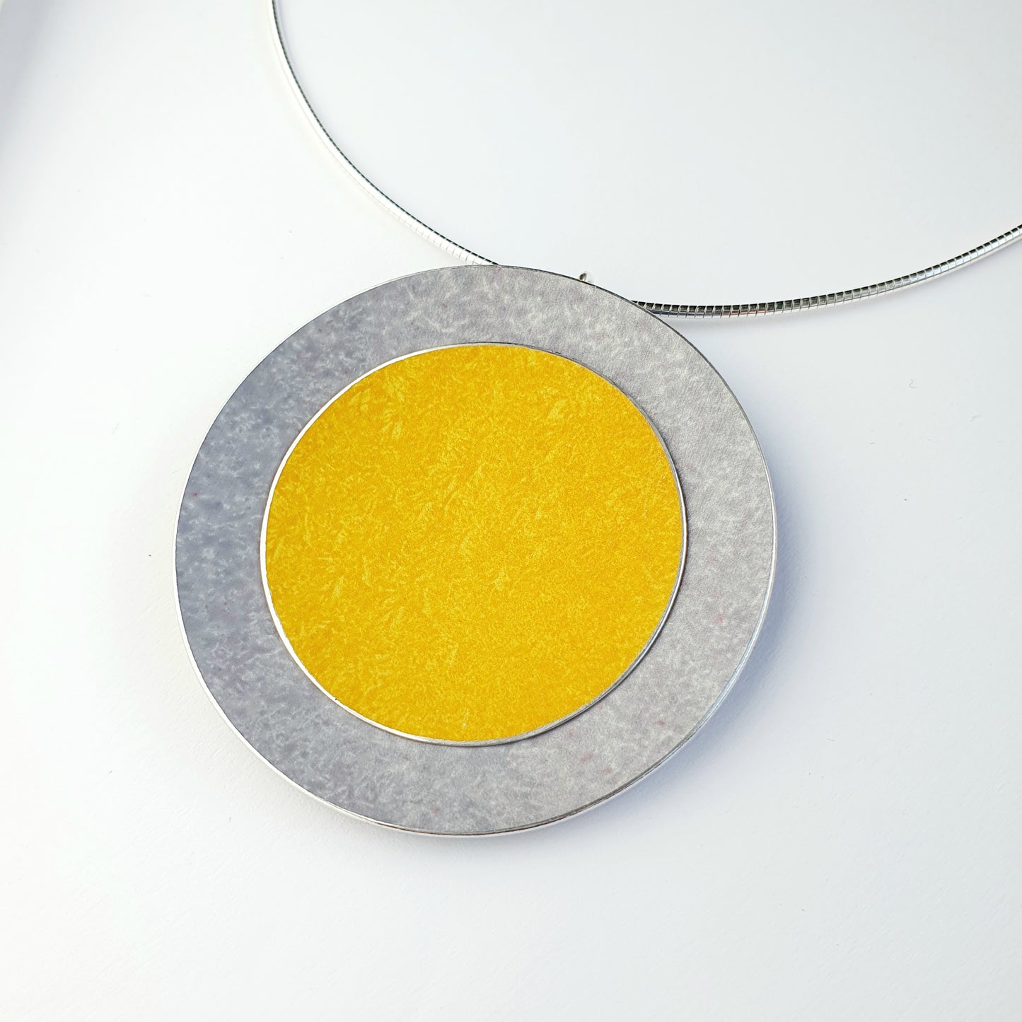 CD27 Large double disc pendant