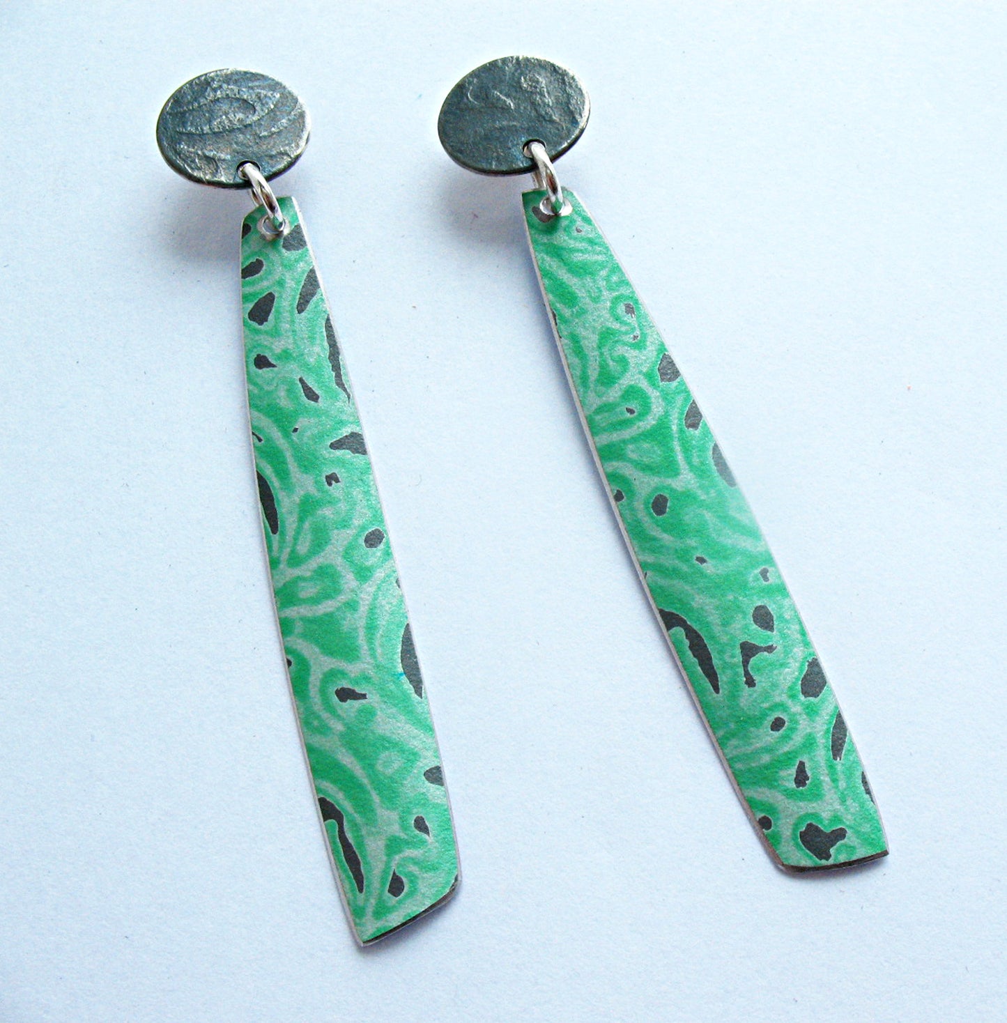 AL6 Oxidised Silver Studs And Tapered Aluminium Drops