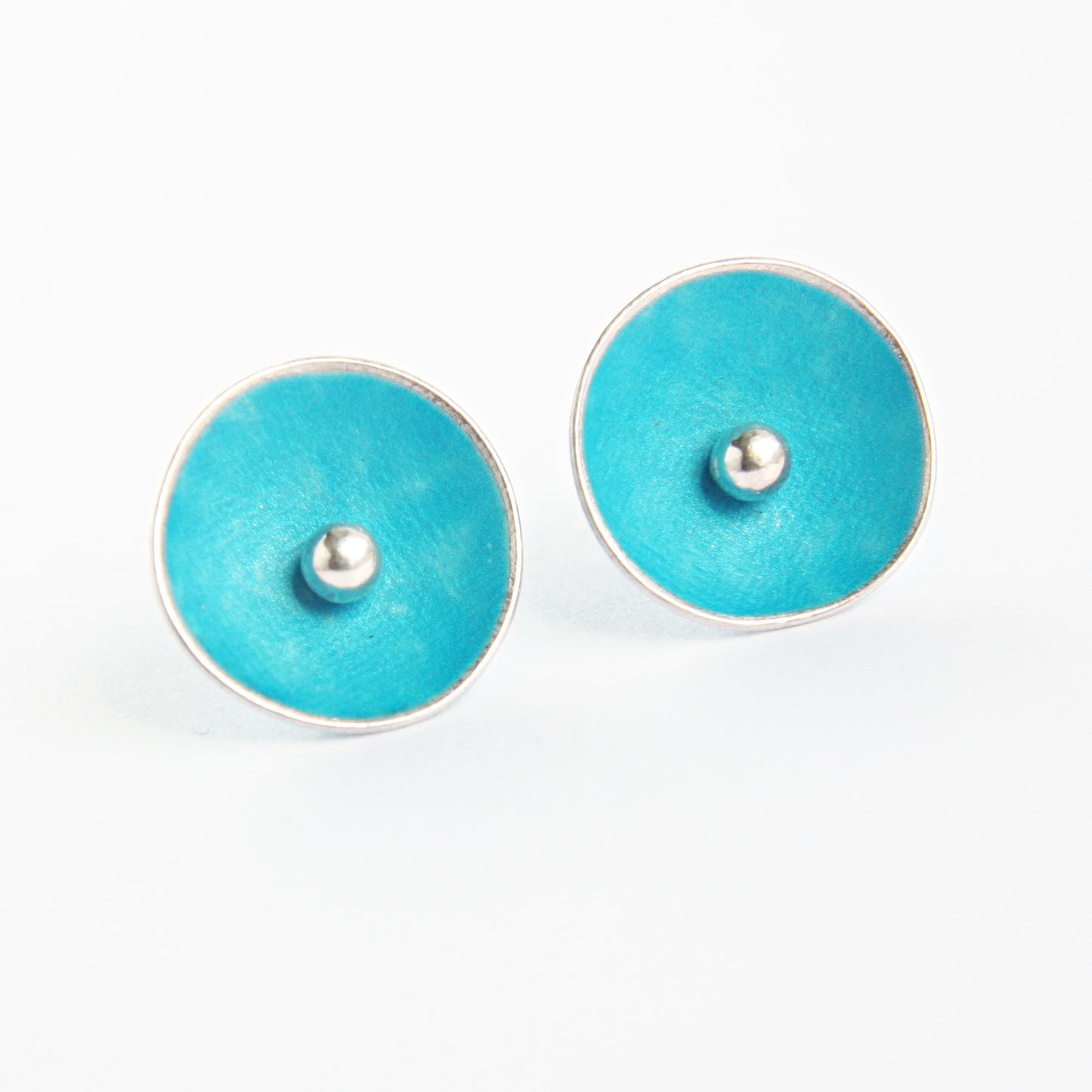 CD3 Single concave disc stud earrings