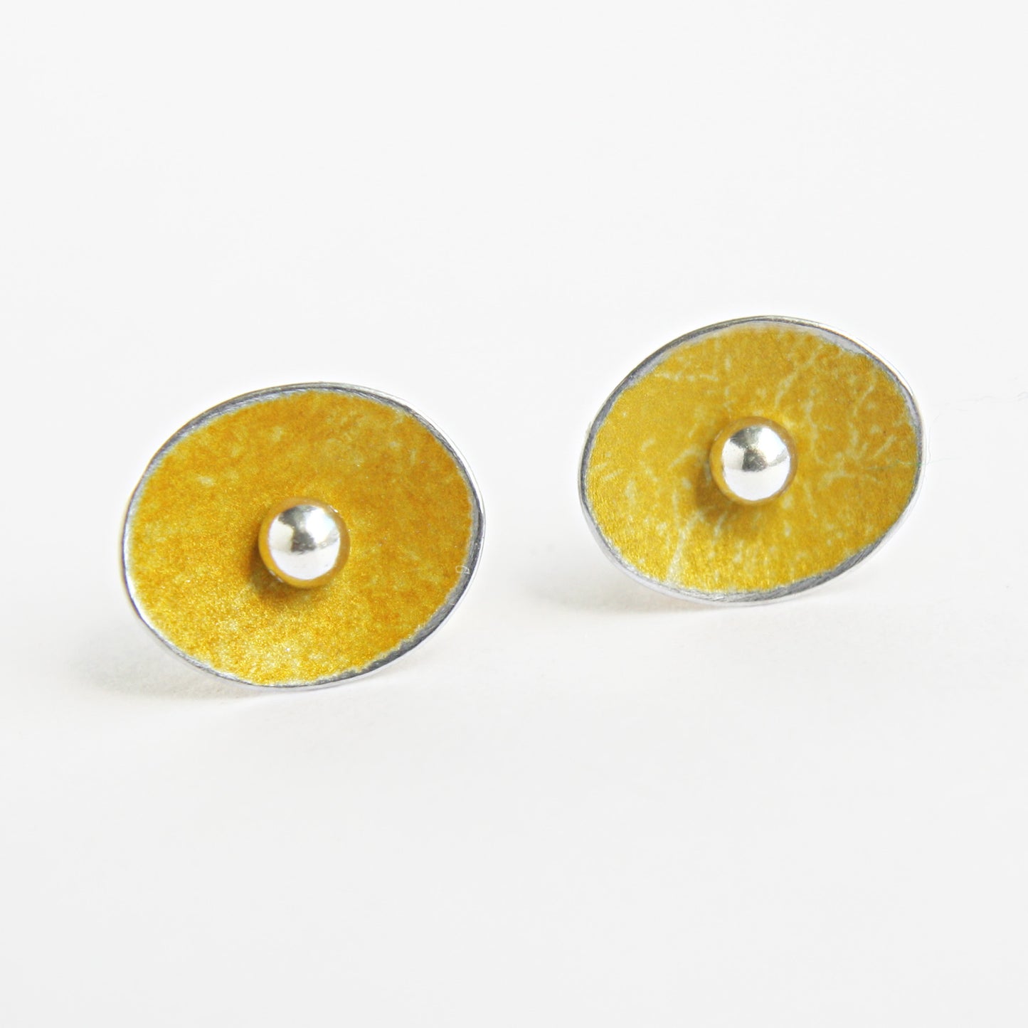 ES1 Small concave oval stud earrings