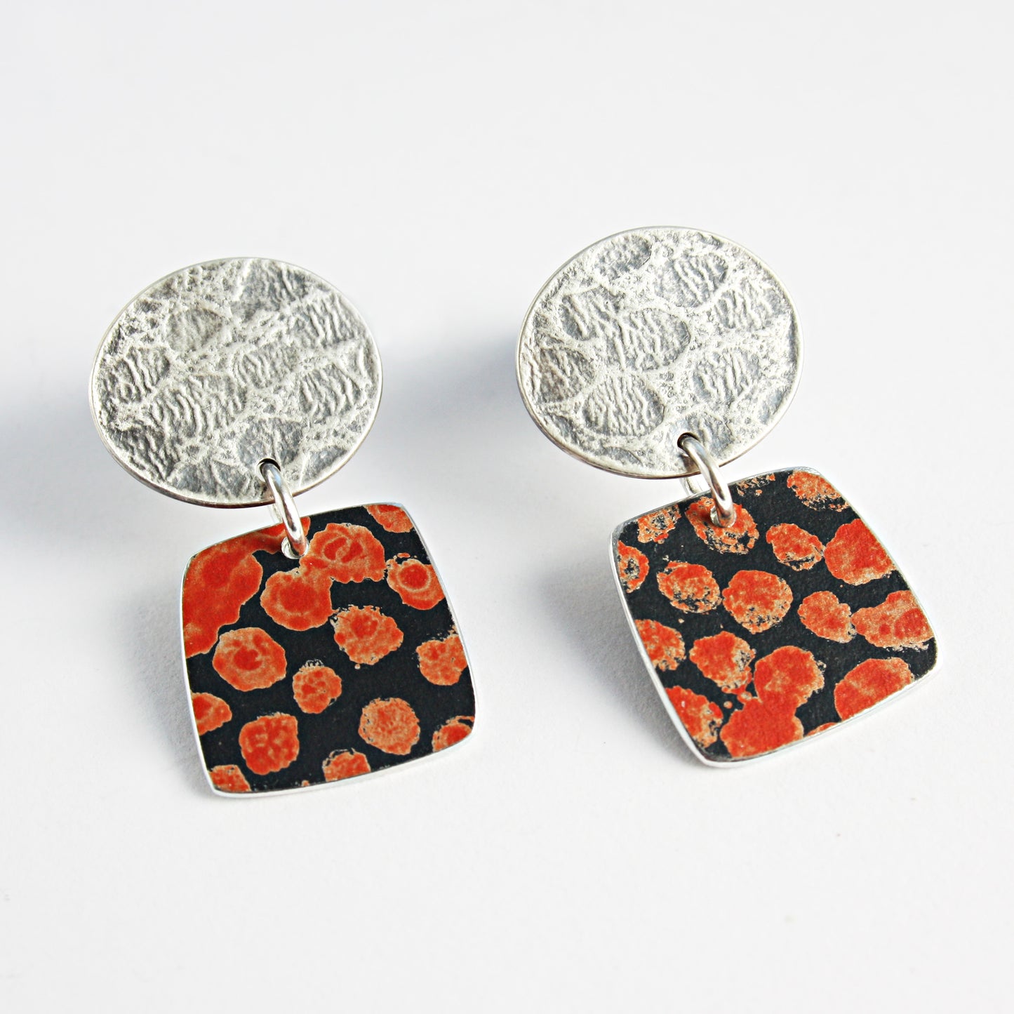 TS12 Silver Disc Stud And Spot Print Square Drop Earrings