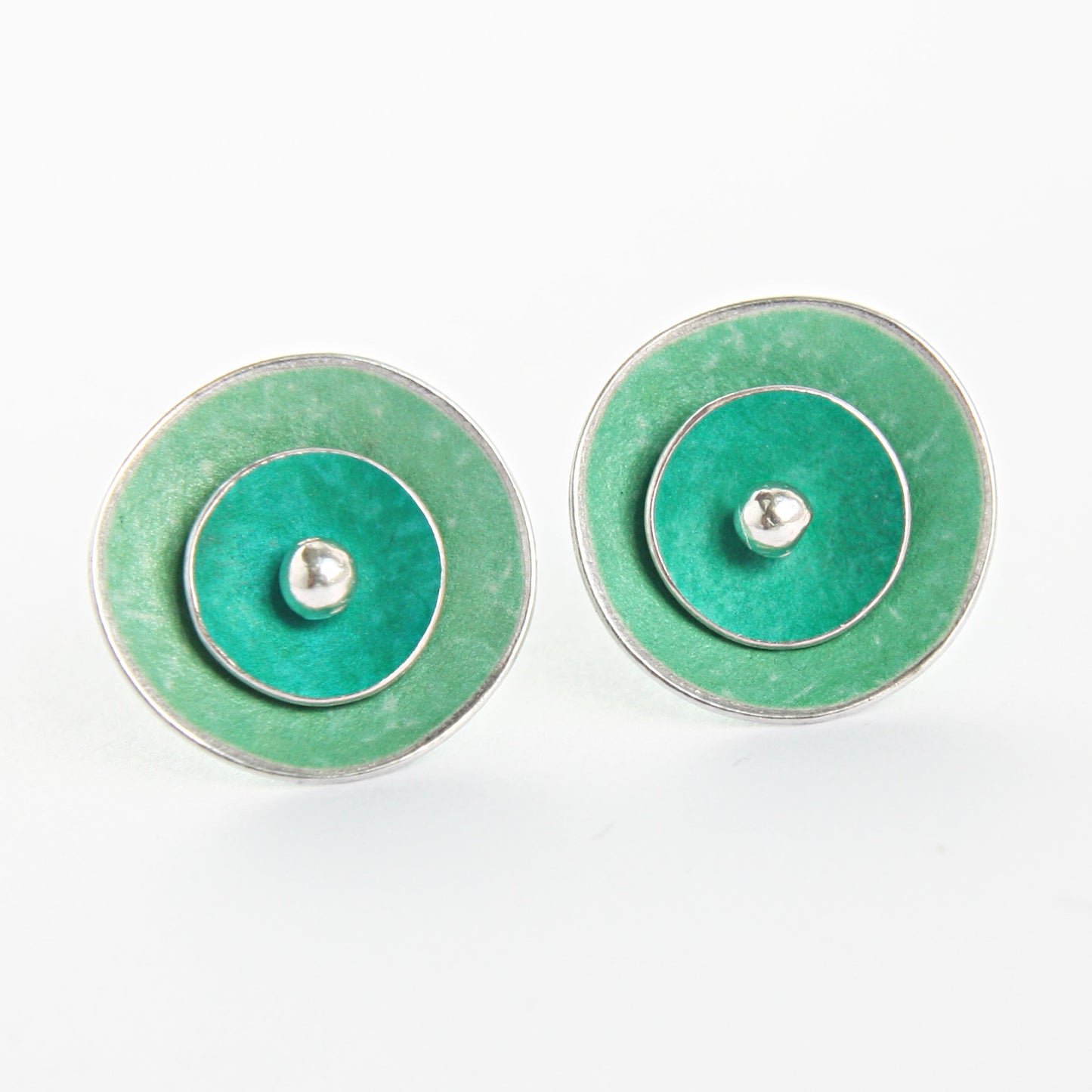 CD1 Double concave disc stud earrings