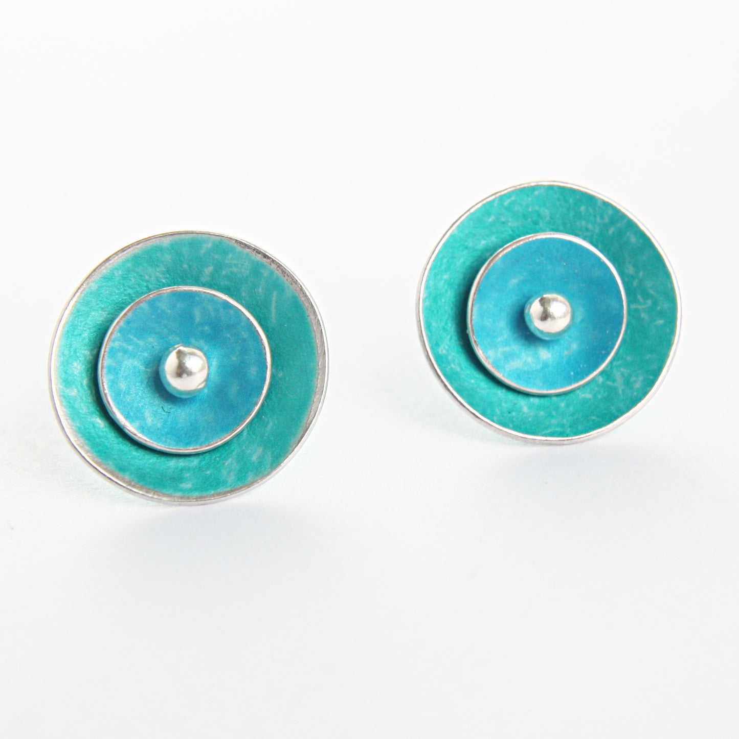 CD1 Double concave disc stud earrings