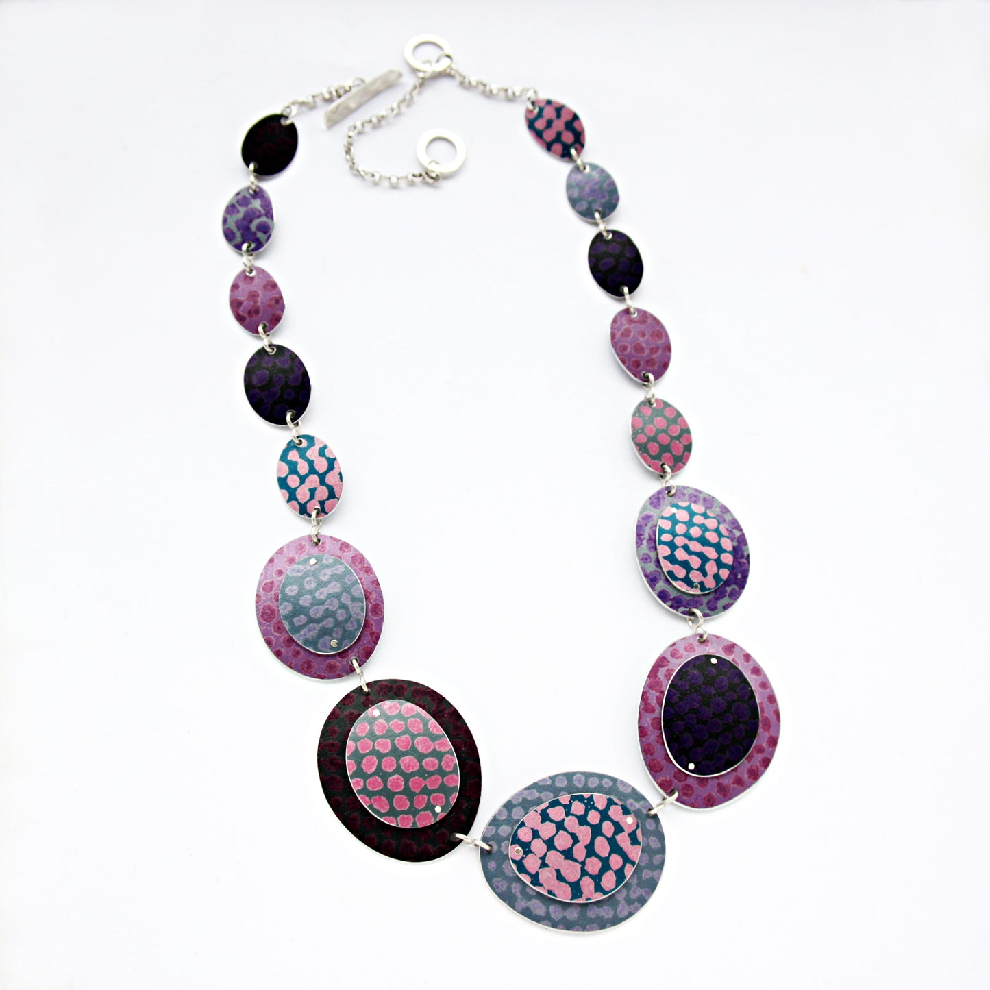 TS24 Hotchpotch spotty necklace