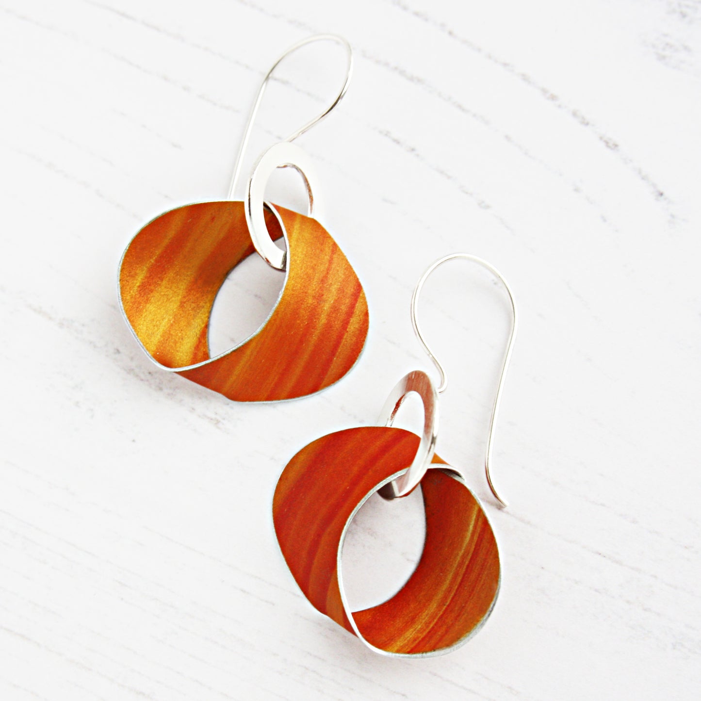 LP10 Silver Hoop Drop Earring With Twisted Loop Drop