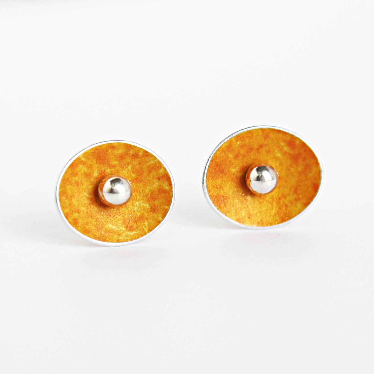ES1 Small concave oval stud earrings