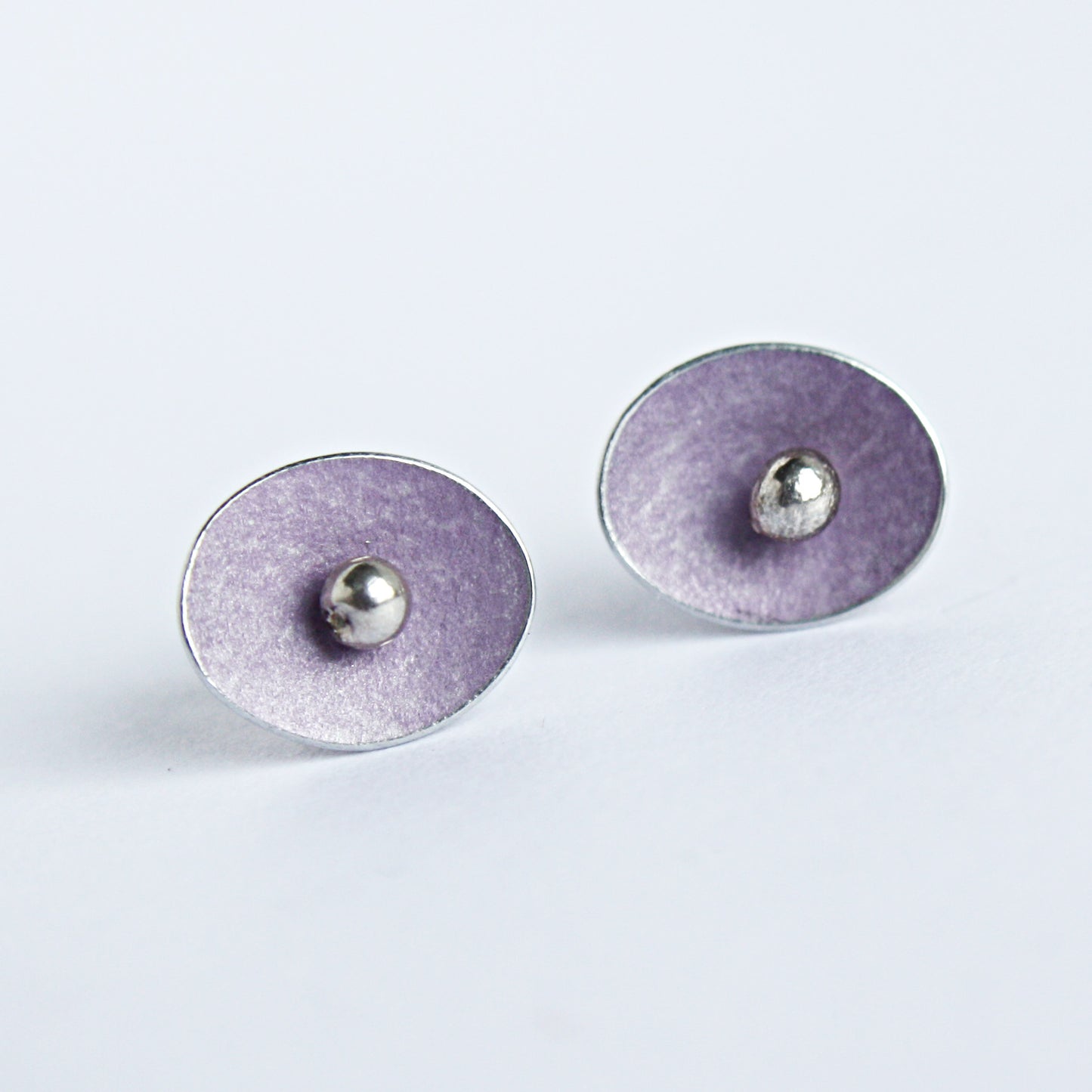 ES1 Small concave oval stud earrings