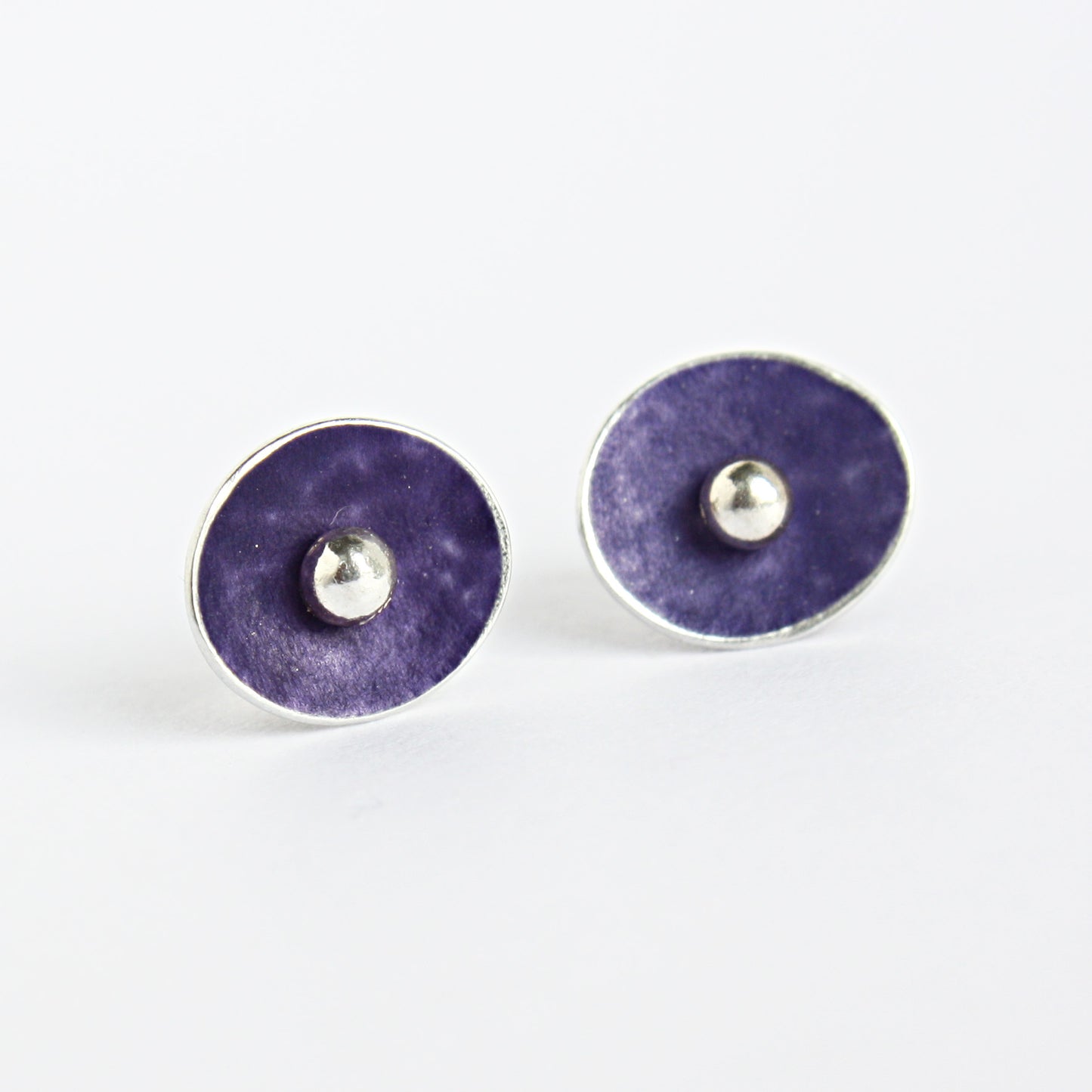 ES1 Small concave oval stud earrings