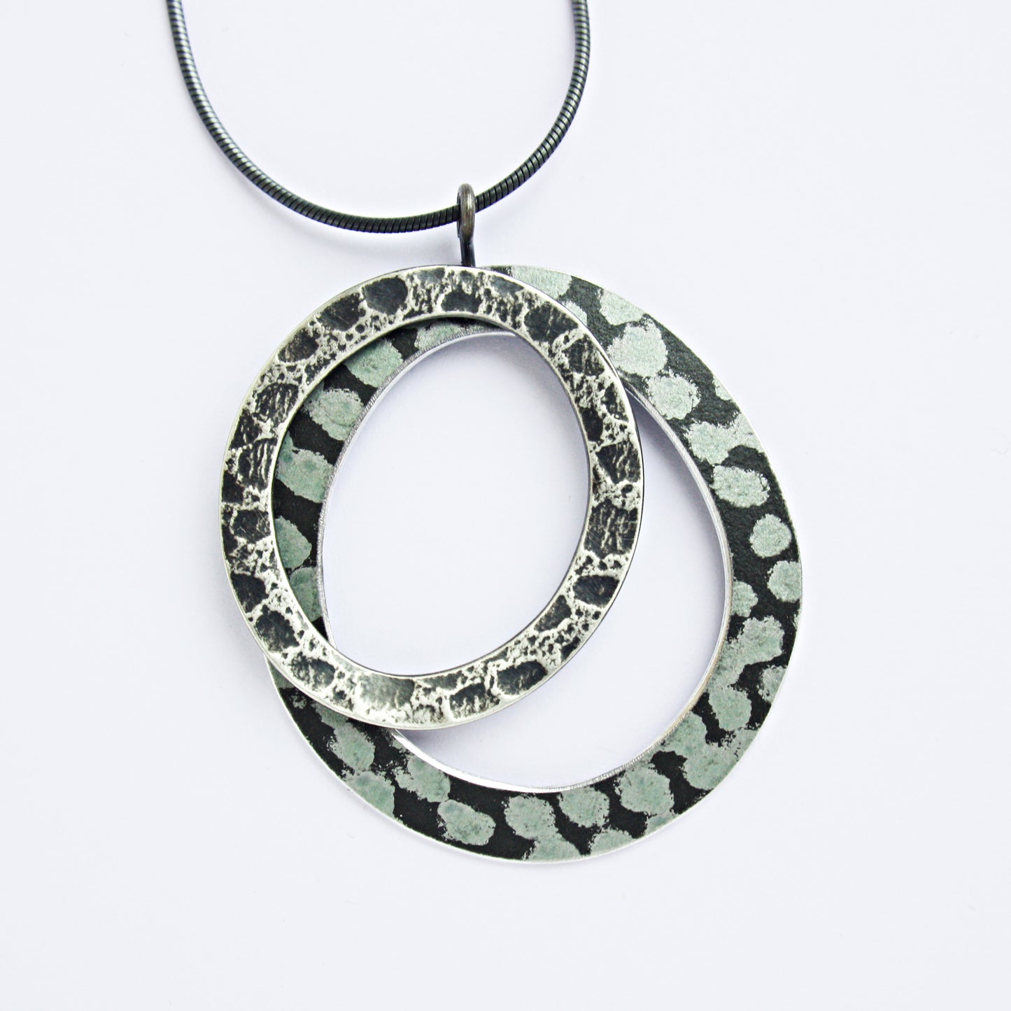 TS18 Double Hooped Pendant In Textured Silver And Spot Print