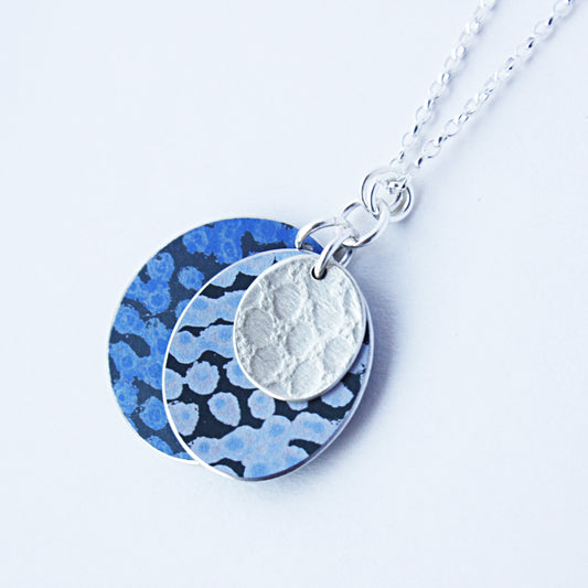 SL13 Blue and silver spotty cluster pendant