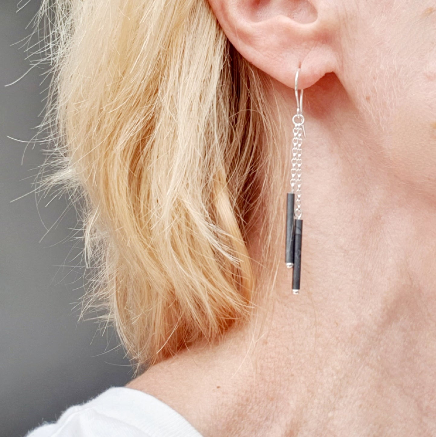 SL7 Black tube and silver chain drop earrings