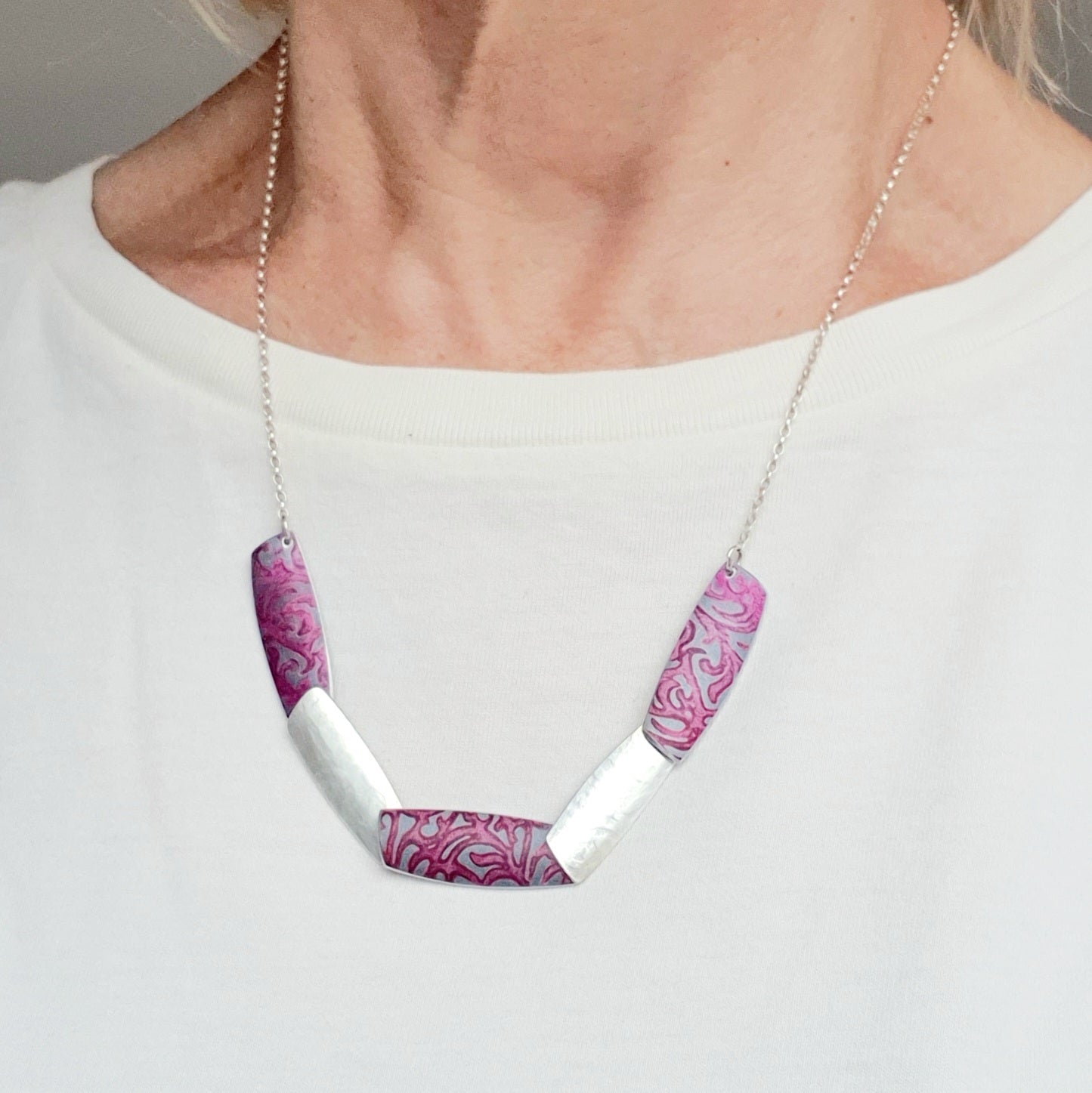 SL31 Berry Alyssa and silver rectangles necklace