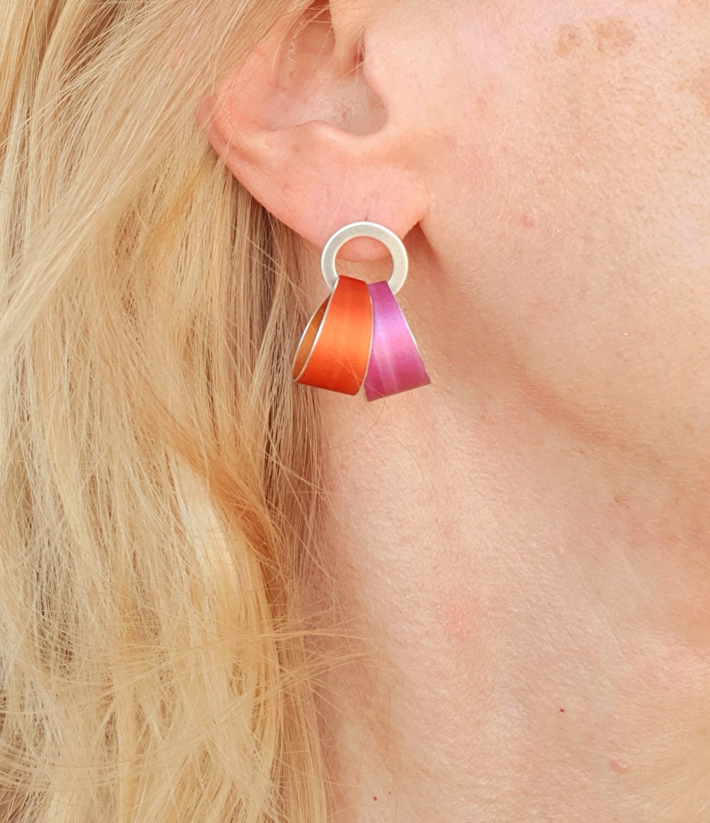 LP17 Silver hoop stud earrings with double loops